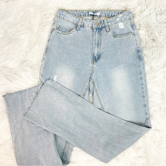 AVEC LES FILLES SLIGHT DISTRESSED STRAIGHT LEG JEANS SZ 26 NWT - Picture 2 of 7